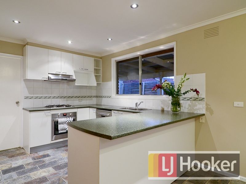 18 Wallaroo Avenue, Narre Warren VIC 3805