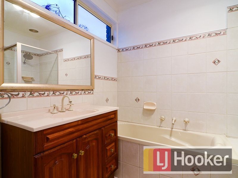 18 Wallaroo Avenue, Narre Warren VIC 3805