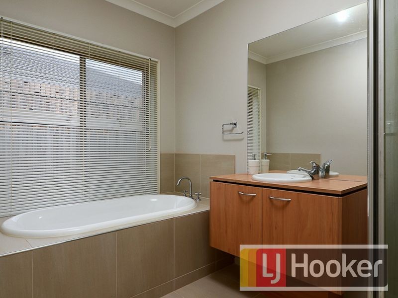 31 Saul Avenue, Berwick VIC 3806