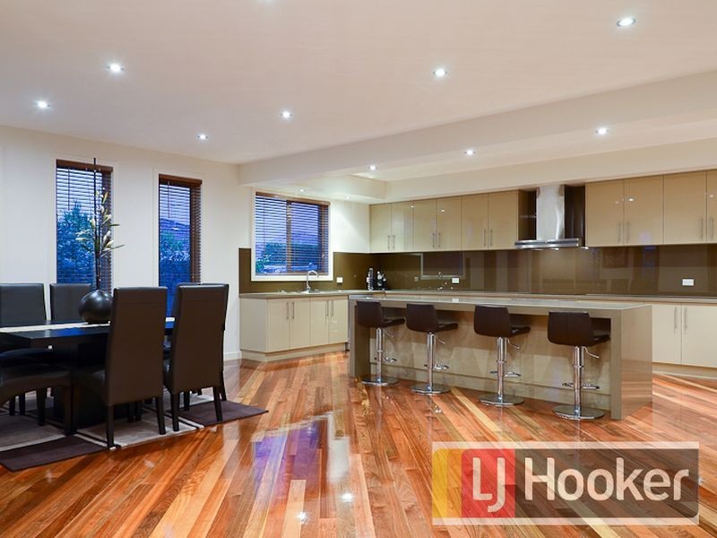 33 Beauford Avenue, Narre Warren South VIC 3805