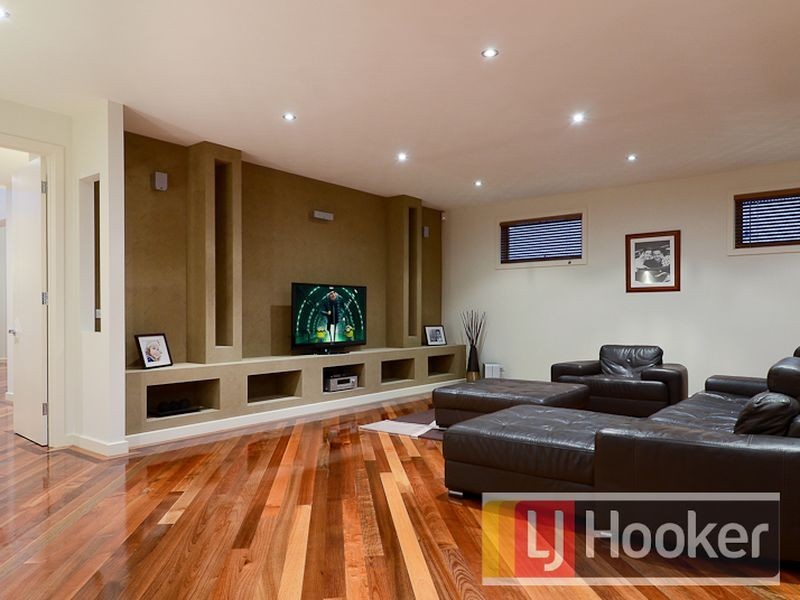 33 Beauford Avenue, Narre Warren South VIC 3805