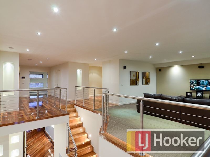 33 Beauford Avenue, Narre Warren South VIC 3805