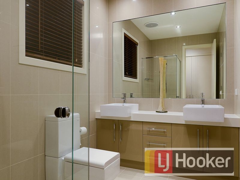 33 Beauford Avenue, Narre Warren South VIC 3805