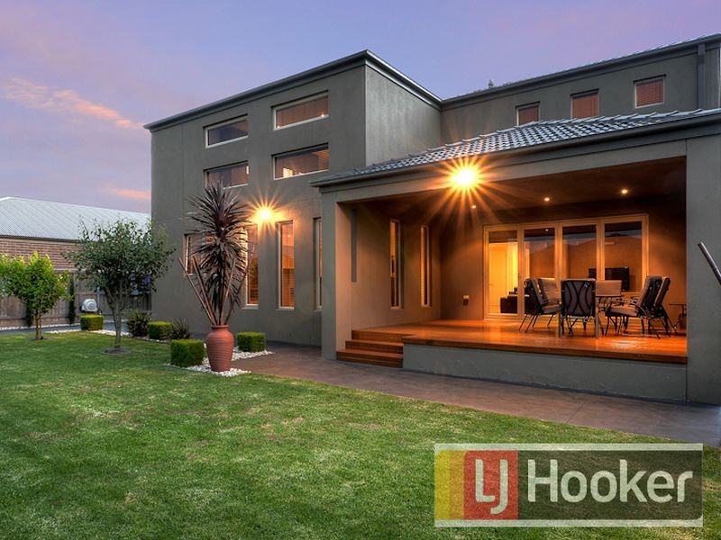 33 Beauford Avenue, Narre Warren South VIC 3805