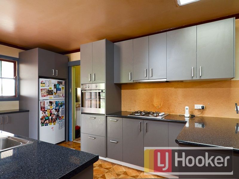 6 Butler Street, Eumemmerring VIC 3177