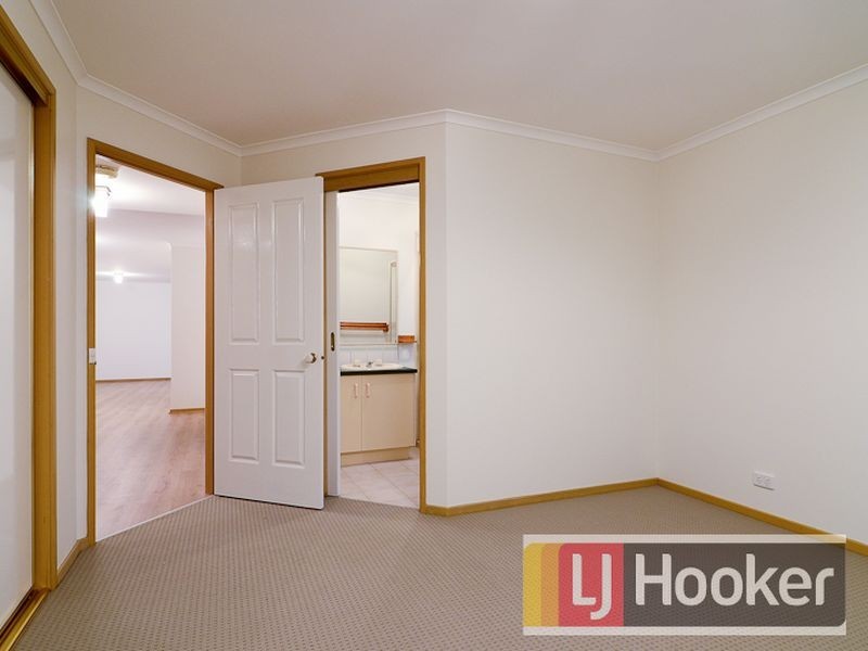 72 Avebury Drive, Berwick VIC 3806