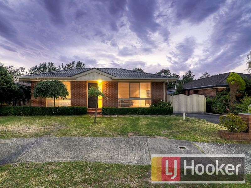 13 Nullica Court, Berwick VIC 3806