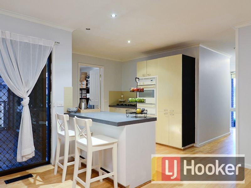 13 Nullica Court, Berwick VIC 3806