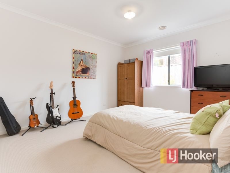 10 Honey Court, Berwick VIC 3806