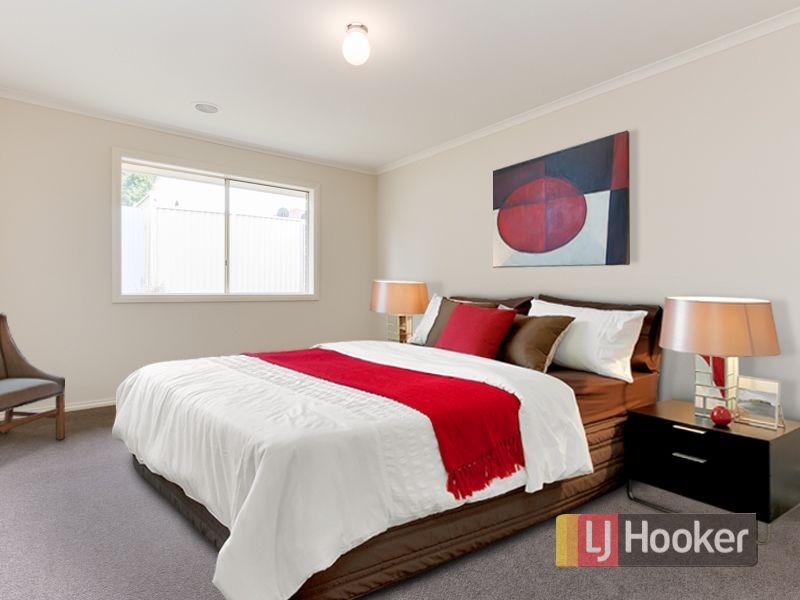 5 Wittenberg Court, Narre Warren VIC 3805