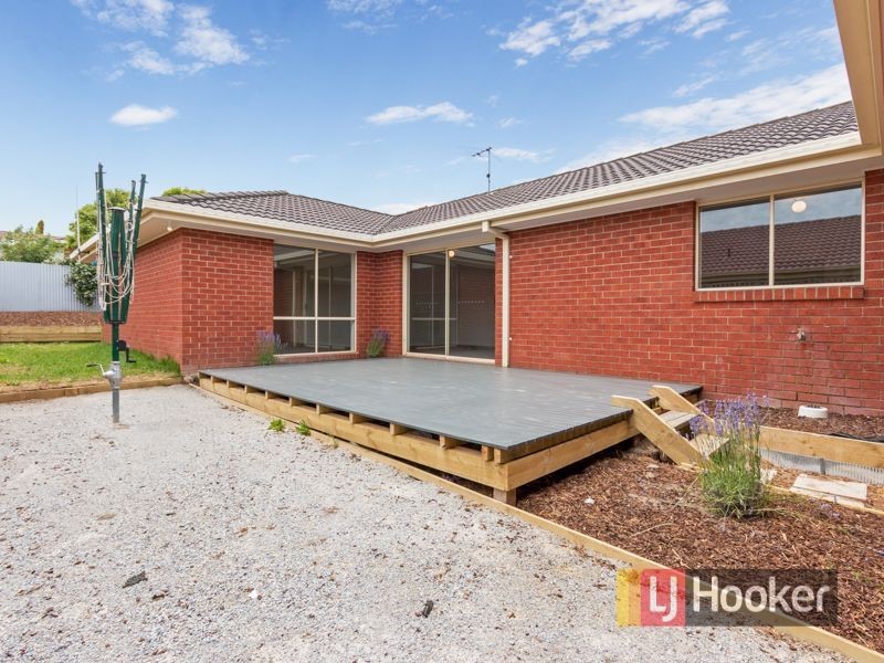 5 Wittenberg Court, Narre Warren VIC 3805