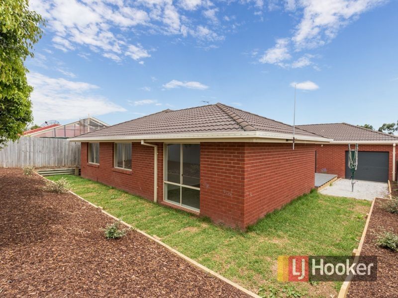 5 Wittenberg Court, Narre Warren VIC 3805