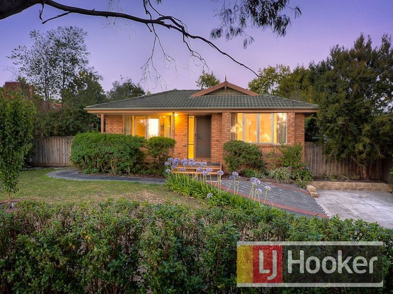 6 Stringybark Court, Berwick VIC 3806