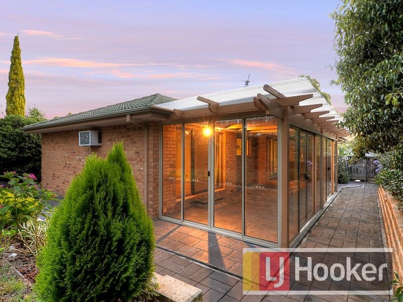 6 Stringybark Court, Berwick VIC 3806
