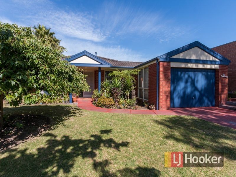 11 Sharpe Court, Berwick VIC 3806