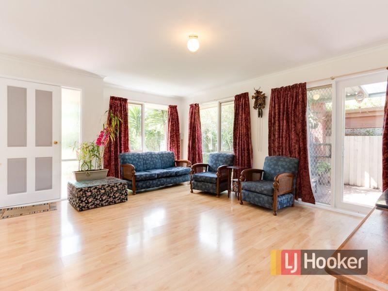 11 Sharpe Court, Berwick VIC 3806