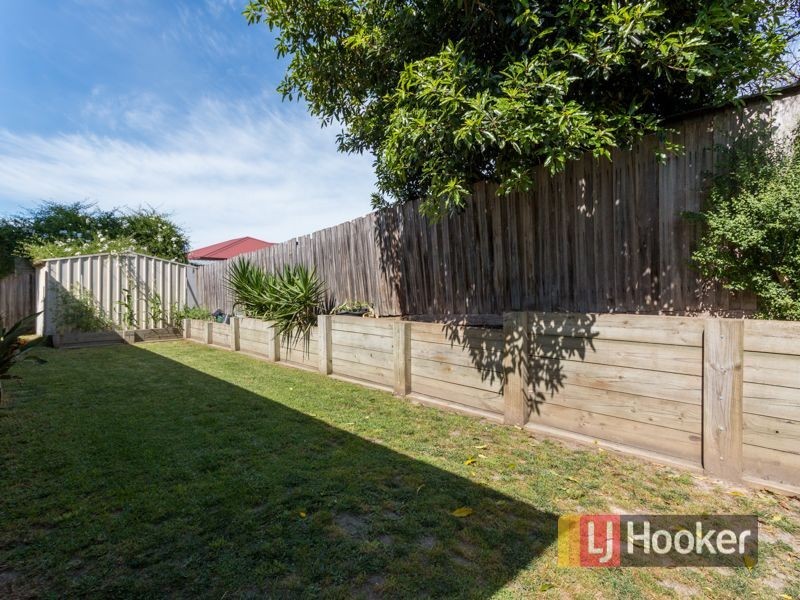 11 Sharpe Court, Berwick VIC 3806