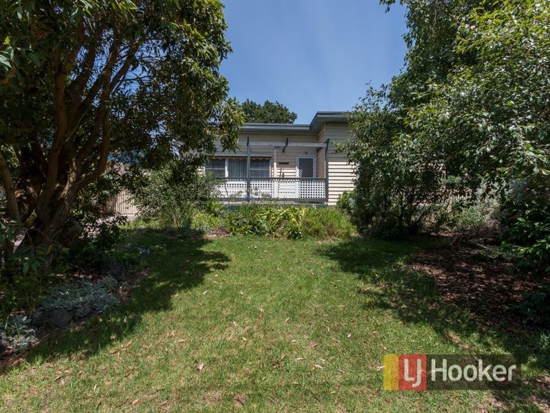 14 Adamson Road, Beaconsfield VIC 3807
