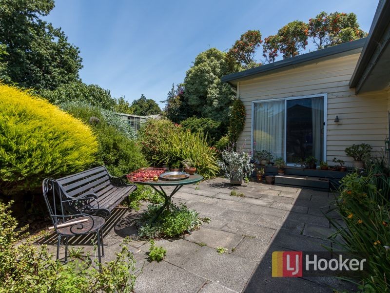 14 Adamson Road, Beaconsfield VIC 3807