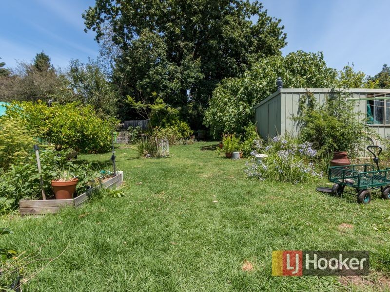 14 Adamson Road, Beaconsfield VIC 3807