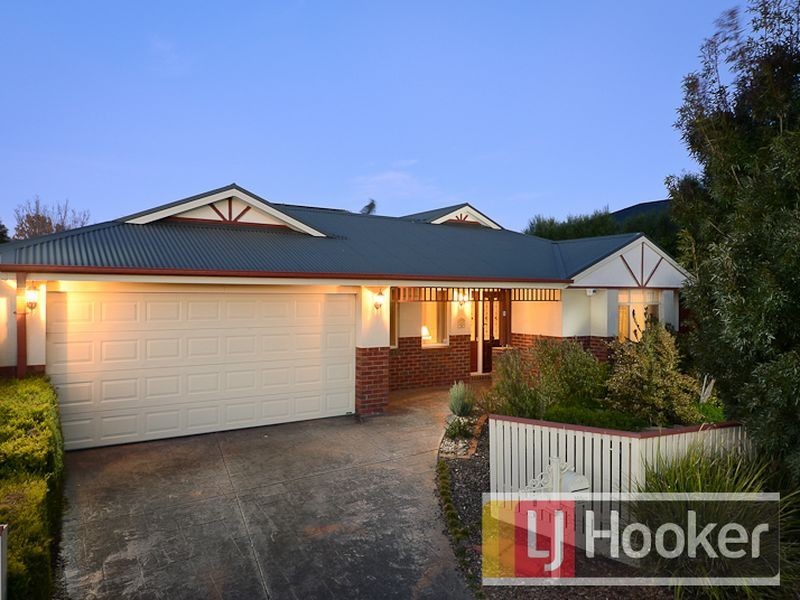 8 Liverpool Court, Narre Warren South VIC 3805