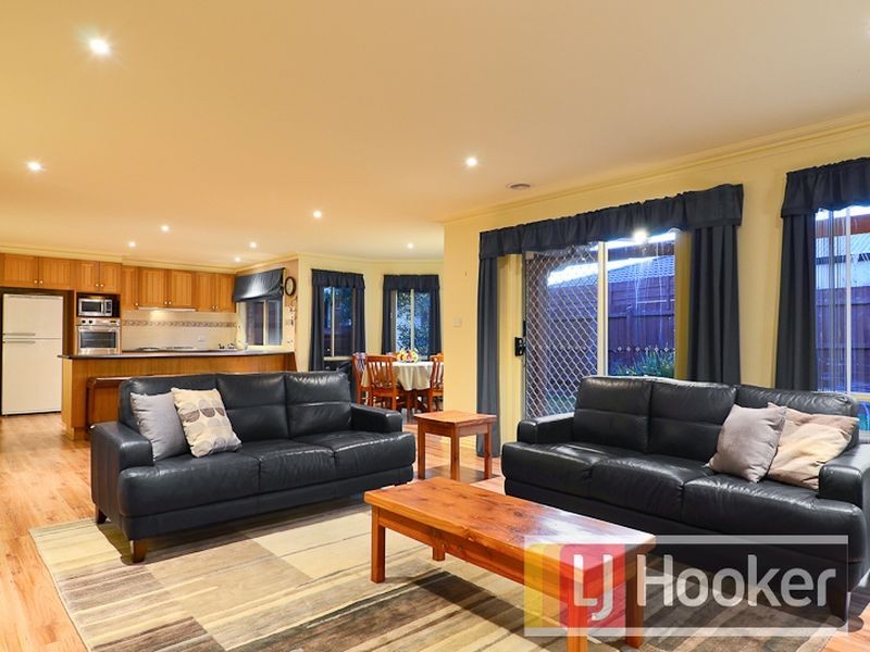 8 Liverpool Court, Narre Warren South VIC 3805