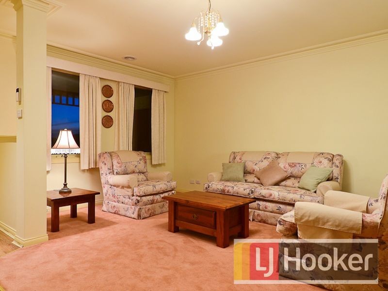 8 Liverpool Court, Narre Warren South VIC 3805