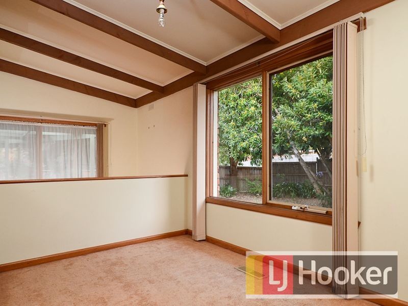 49 Saxonwood Drive, Narre Warren VIC 3805