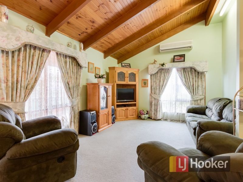 8 Cormorant Close, Blind Bight VIC 3980