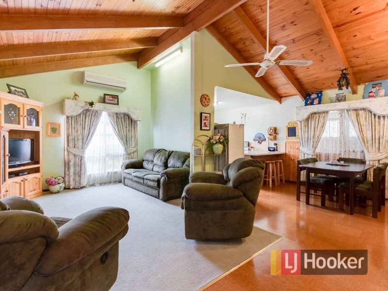 8 Cormorant Close, Blind Bight VIC 3980