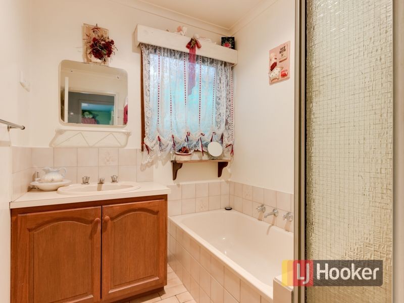 8 Cormorant Close, Blind Bight VIC 3980