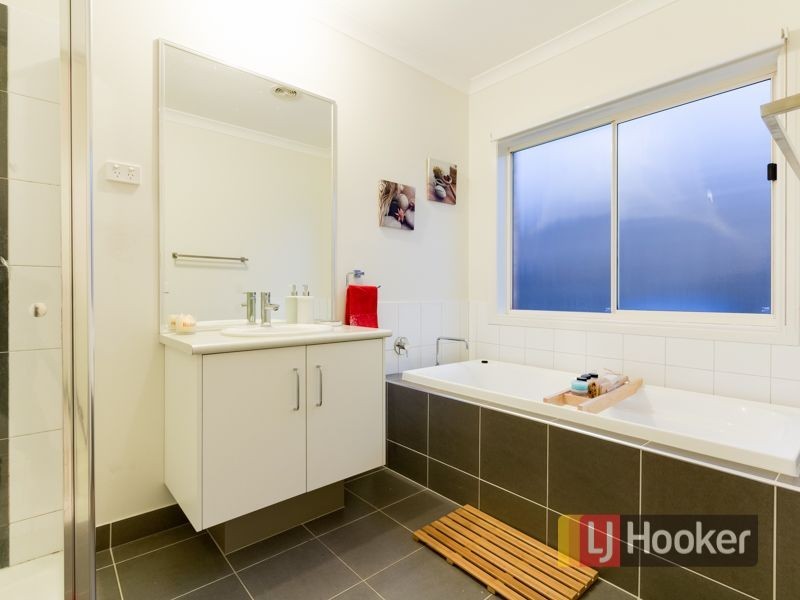 169 Viewgrand Drive, Berwick VIC 3806