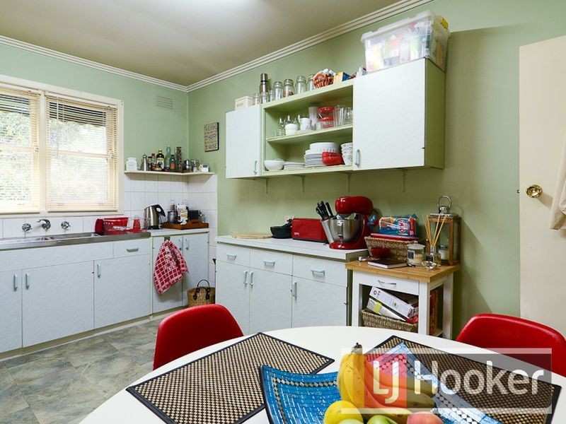 34 Ashton Road, Ferntree Gully VIC 3156