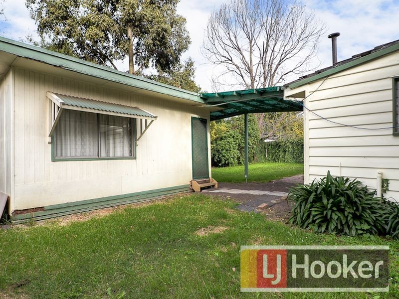 34 Ashton Road, Ferntree Gully VIC 3156