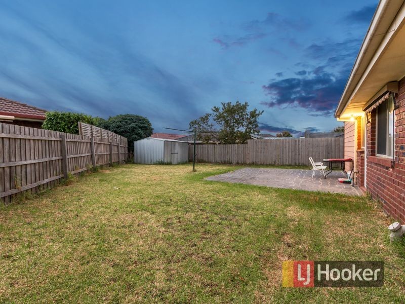 4 Chloe Court, Cranbourne West VIC 3977