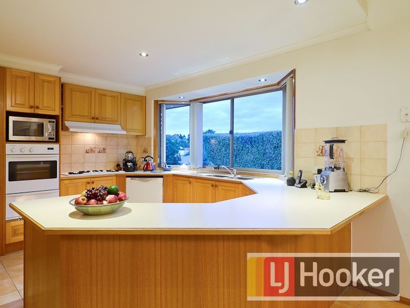 2 Matheson Court, Berwick VIC 3806