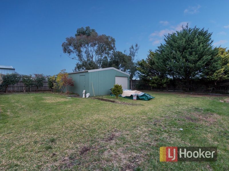 24 Maculata Drive, Cranbourne West VIC 3977