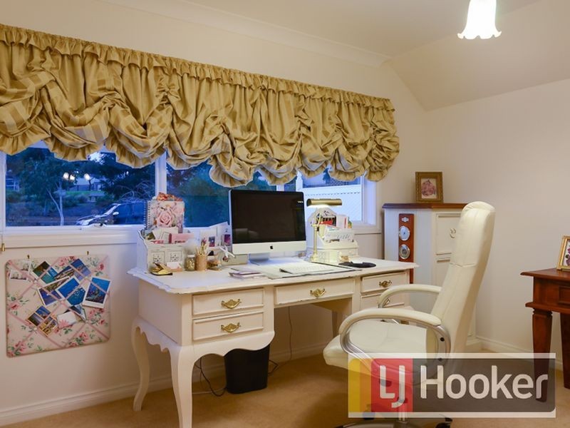 3 Cambridge Drive, Berwick VIC 3806