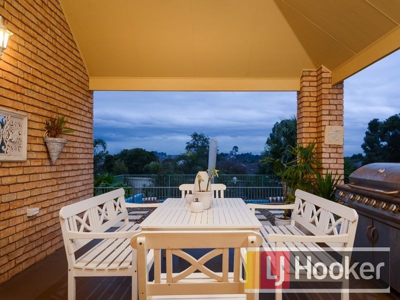 3 Cambridge Drive, Berwick VIC 3806