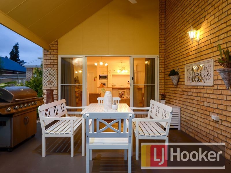 3 Cambridge Drive, Berwick VIC 3806