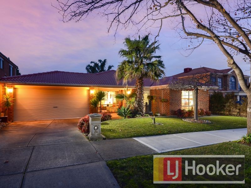 24 The Promenade, Narre Warren South VIC 3805