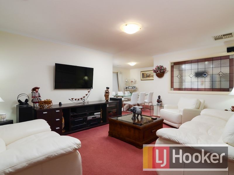 24 The Promenade, Narre Warren South VIC 3805