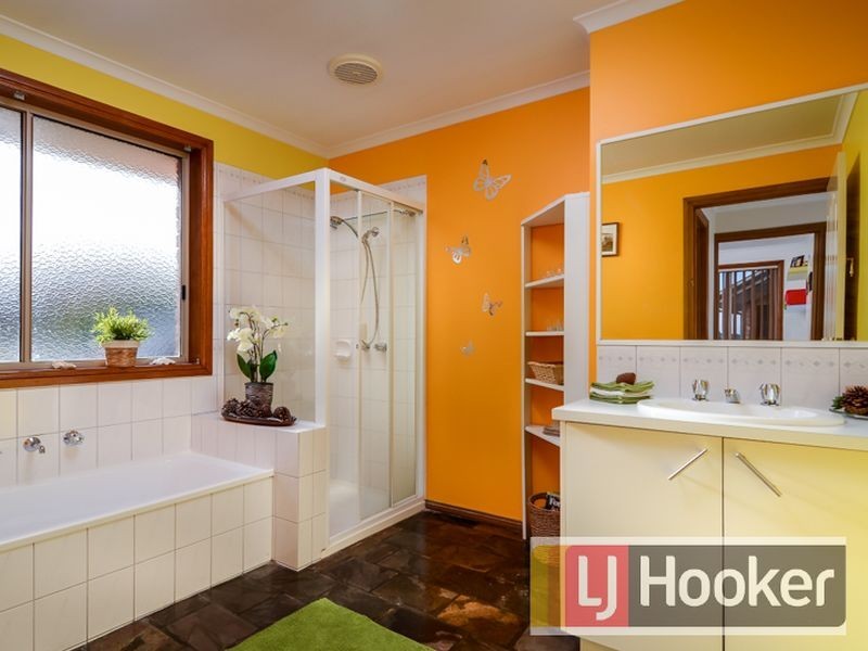 14 Archibald Avenue, Narre Warren VIC 3805