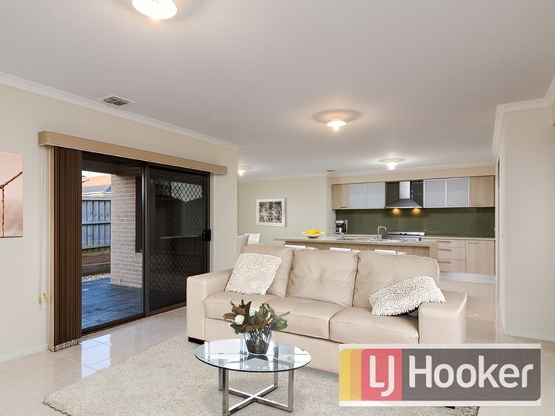 98 Wurundjeri Blvd, Berwick VIC 3806