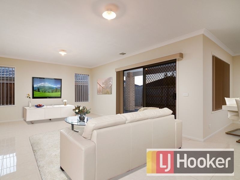 98 Wurundjeri Blvd, Berwick VIC 3806