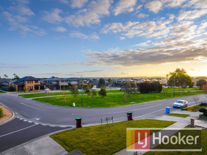 98 Wurundjeri Blvd, Berwick VIC 3806