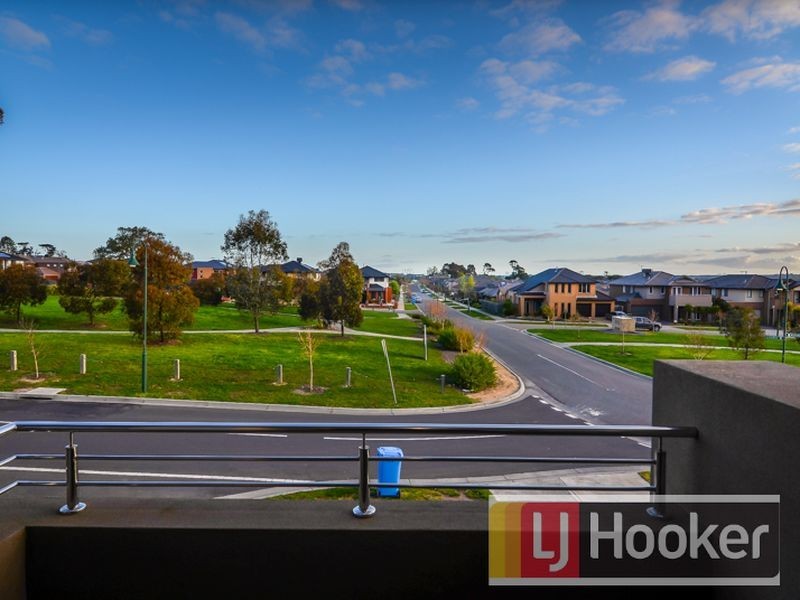 98 Wurundjeri Blvd, Berwick VIC 3806