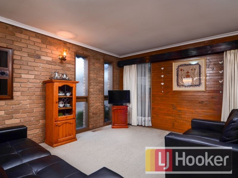 30 Lancaster Avenue, Narre Warren VIC 3805