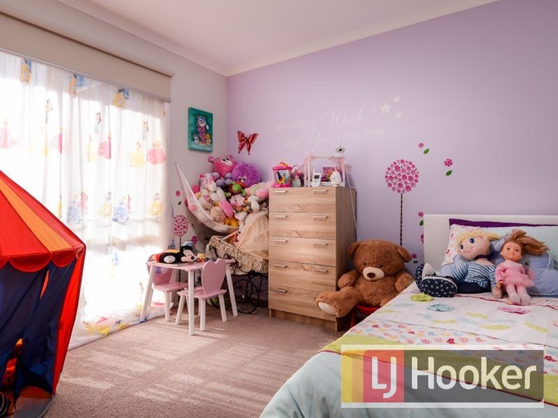 4 Shady Close, Narre Warren South VIC 3805