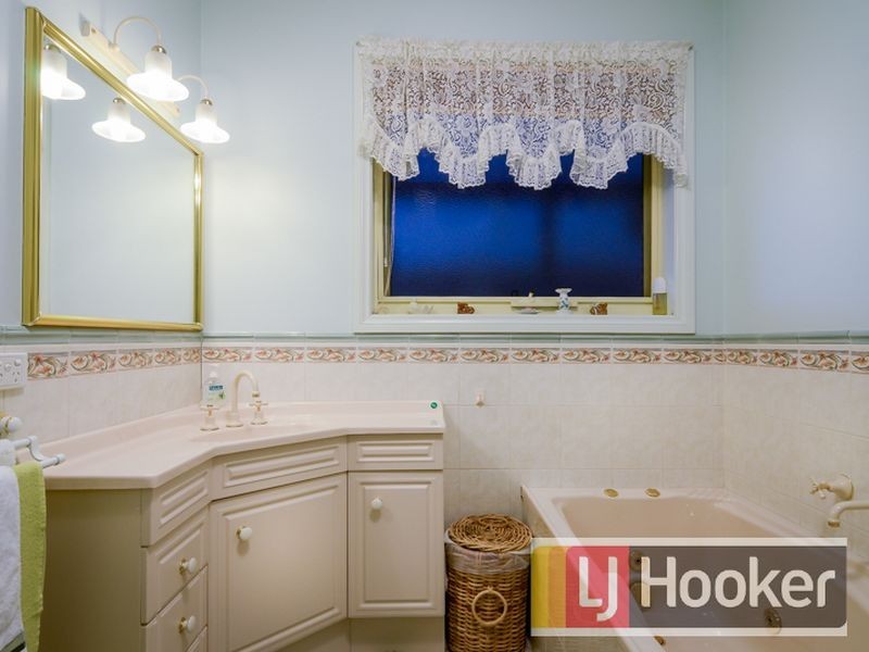 10 York Street, Moe VIC 3825